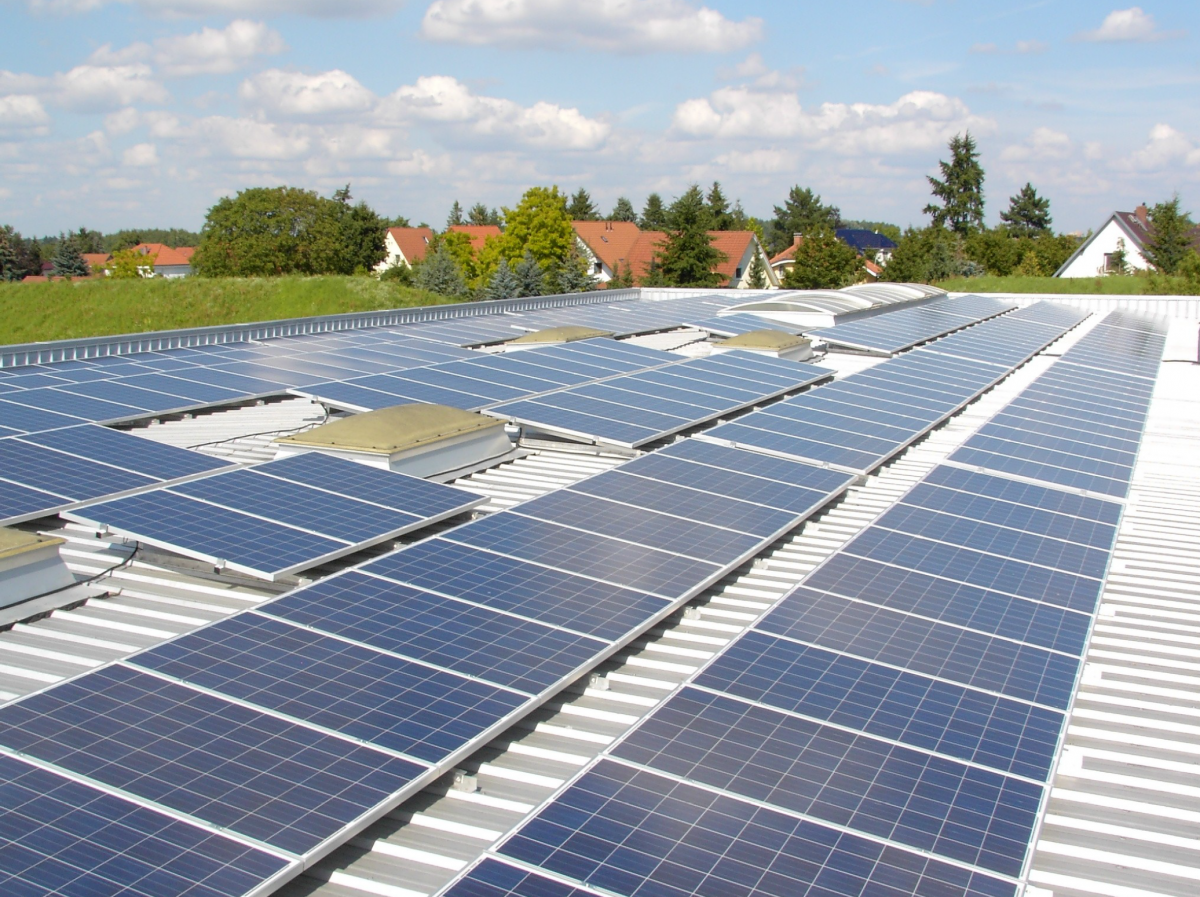 solar_panels_roof